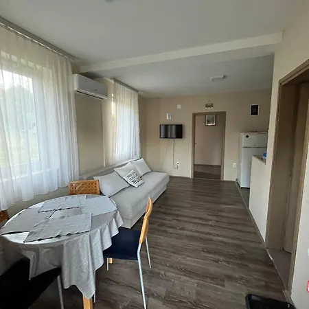 アパート Narcis Polje